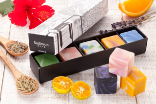 -首里石鹸- オキナワ  ハナサキマルシェギャラリーショップ